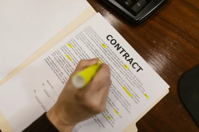 How Much Does It Cost To Have A Lawyer Look Over A Contract