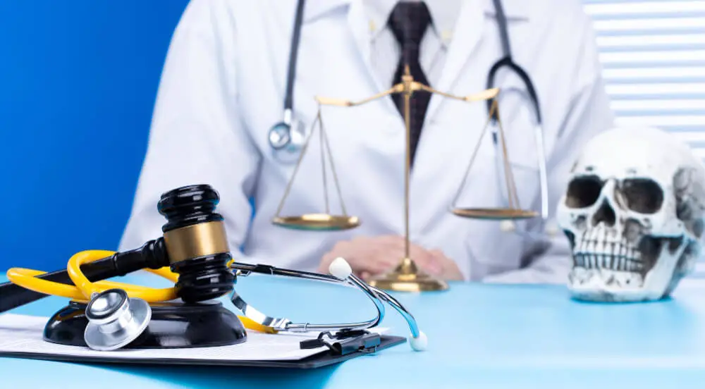 Juris Doctor vs Lawyer: Career Path
